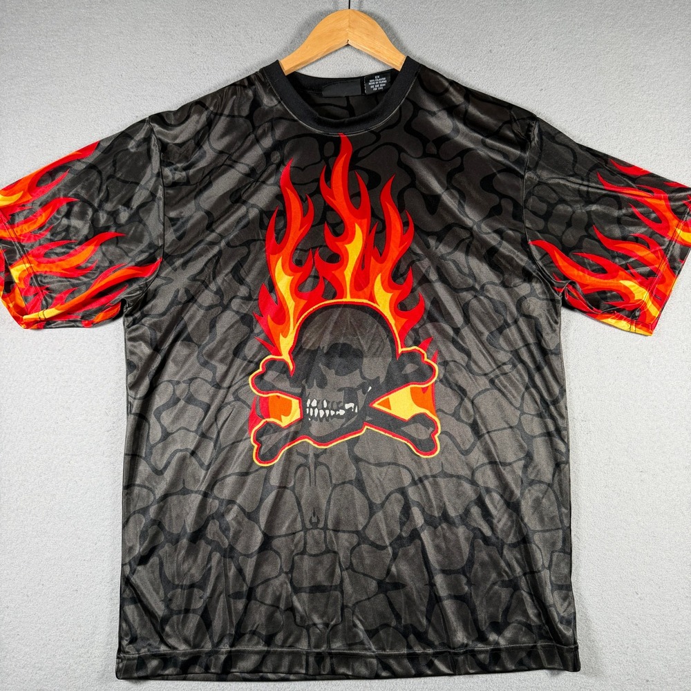 No Boundaries Mens XL Skull Flames Graphic T-Shirt Black Y2K Streetwear NB13C149